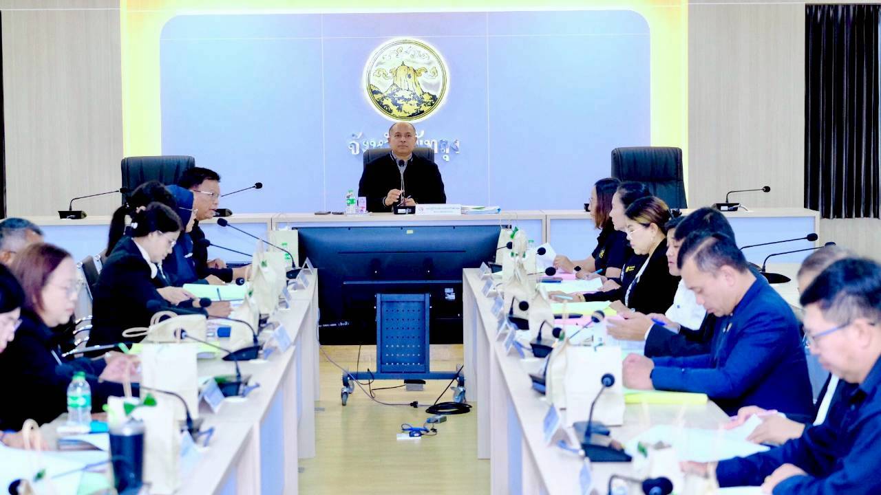  พช.ศรีบรรพต ร่วมประชุมคณะอนุกรรมการบริหารกองทุนพัฒนาบทบาทสตรีระดับจังหวัด ครั้งที่ 1/2569 อนุมัติงบกว่า 1.2 ล้านบาท หนุนอาชีพสตรี พร้อมมาตรการพักชำระหนี้เยียวยาผู้ประสบภัย