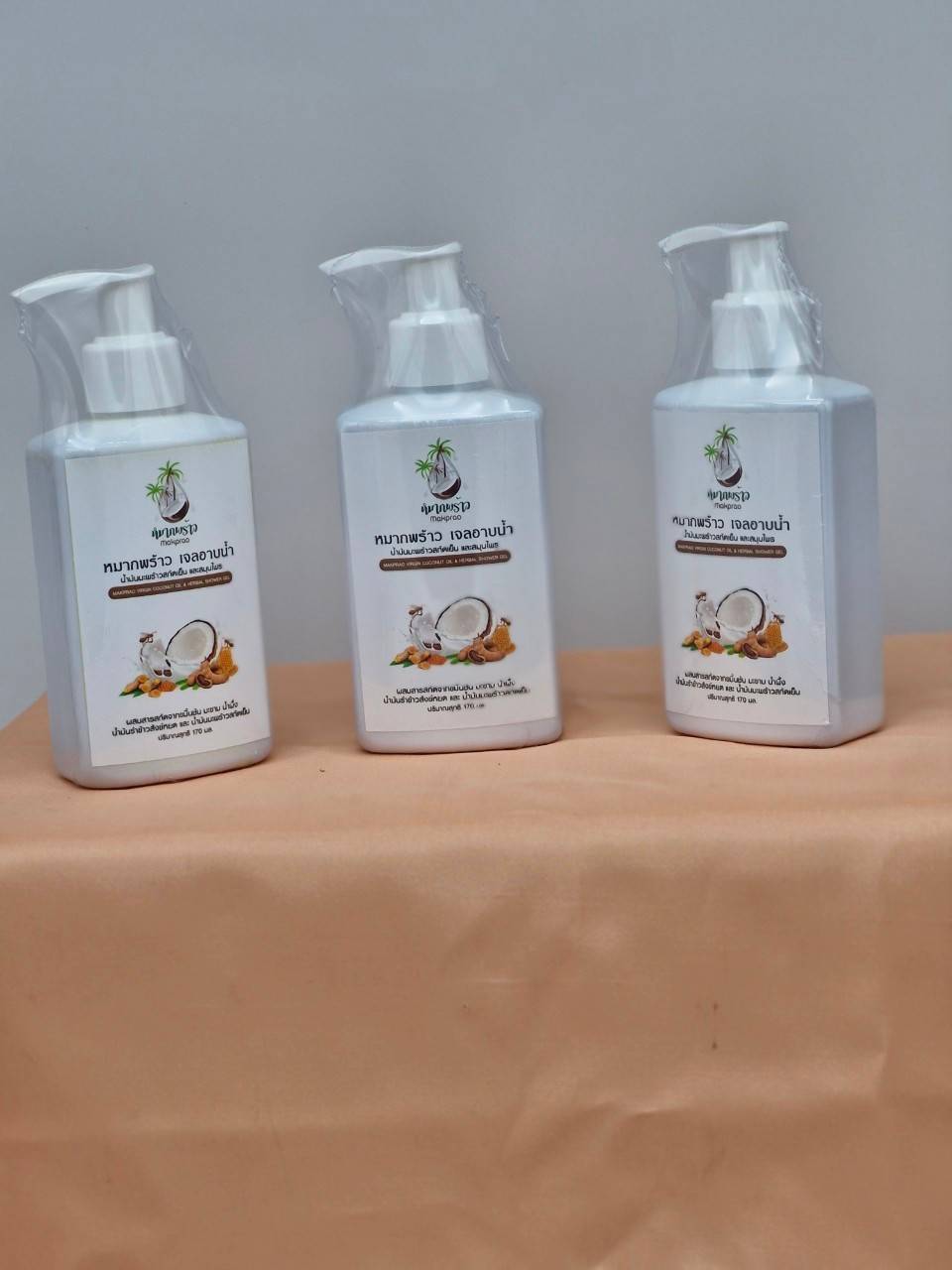 เจลอาบนำ้ บำรุงผิวพรรณ เนียนนุ่ม