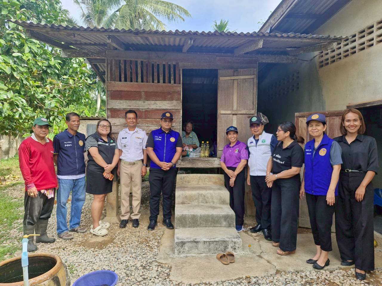พช.ศรีบรรพต บูรณาการร่วมกับภาคีเครือข่ายขจัดความยากจน ลงพื้นที่เยี่ยมครัวเรือนกลุ่มเปราะบาง TPMAP ปี 2569