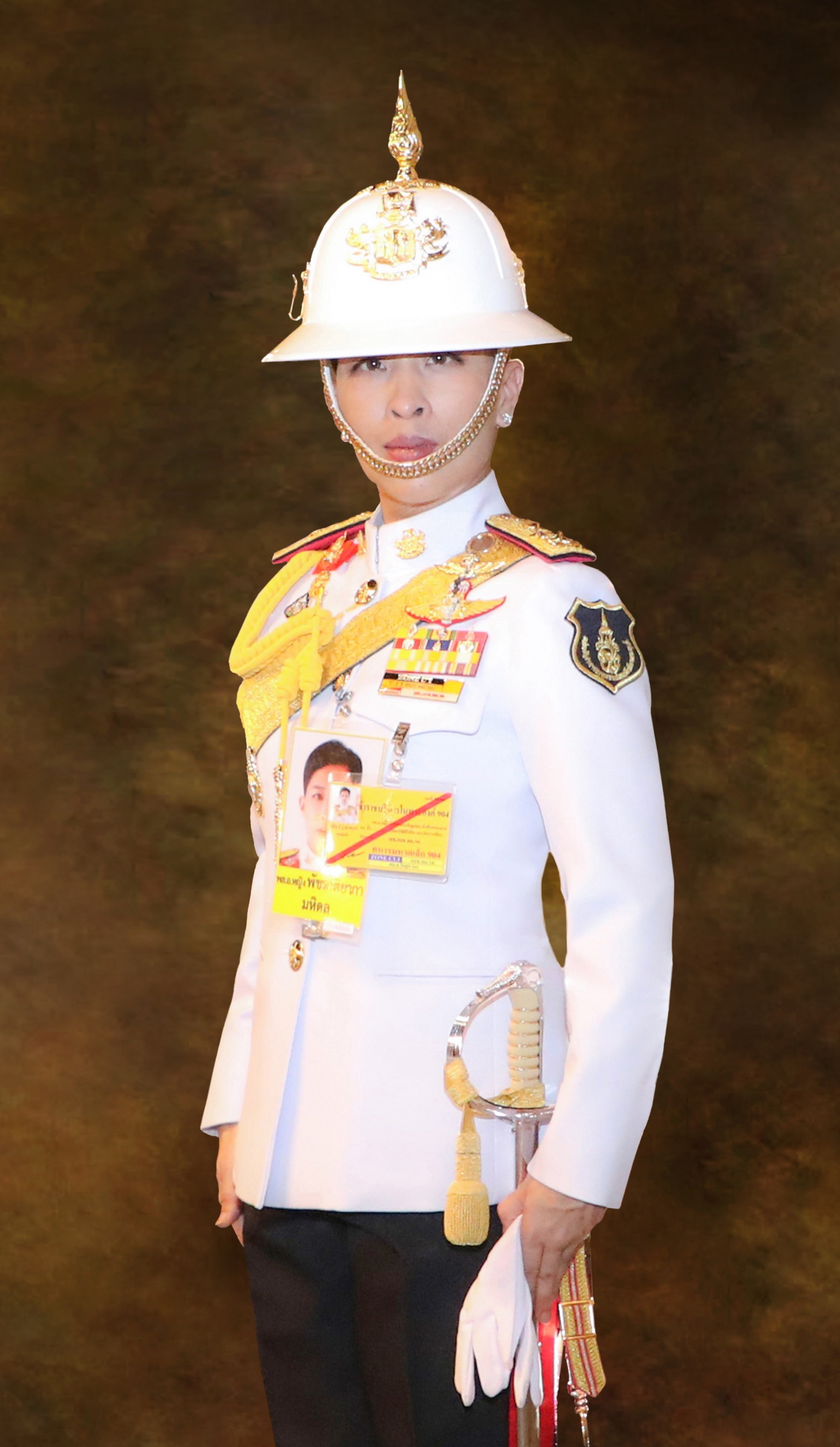 “เสด็จสู่ฟากฟ้าสุราลัย  พระมหากรุณาธิคุณจารึกในใจไทยชั่วกาล